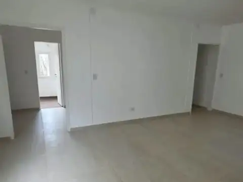 Casa en Venta en Acassuso Vías  /  Libertador, USD 225.000