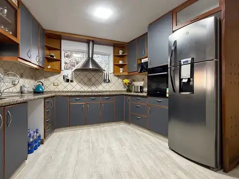 Casa B. Privado El Remanso, Chacras de Coria Mza