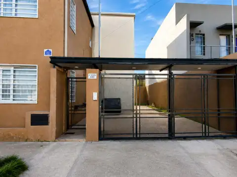 Depto Tipo Casa en Venta de 3 ambientes