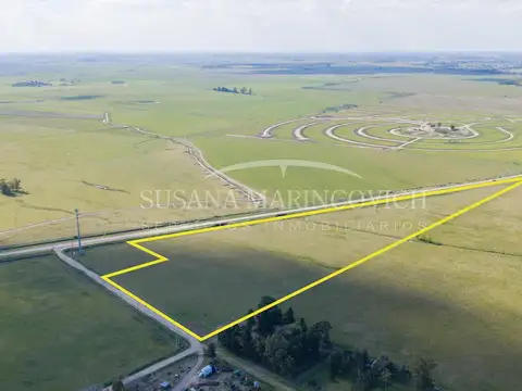 Campo / fraccion lindero a ruta apto para desarrollo venta en San Vicente