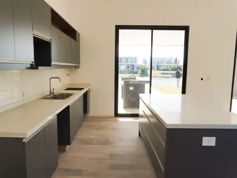 Casa en Venta al Noroeste