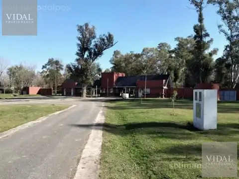 La Pista 1223 Esquina, O Higgins, B1623 Ingeniero Maschwitz, Provincia de Buenos Aires