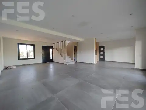 Casa en Venta en Haras Santa Maria - Los Eucaliptus, USD 260.000