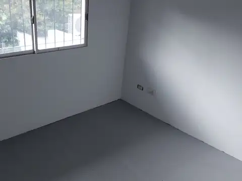 Casa en Alquiler con 1 cochera