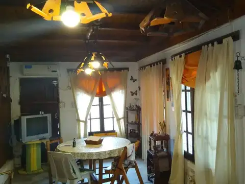 CASA EN VENTA - TERMAS DE RIO HONDO - 3 DORM.