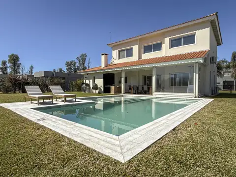 Venta Casa 3 dormitorios PiletaFinanciacion Haras de Santa Maria Loma Verde Escobar Zona Norte GBA
