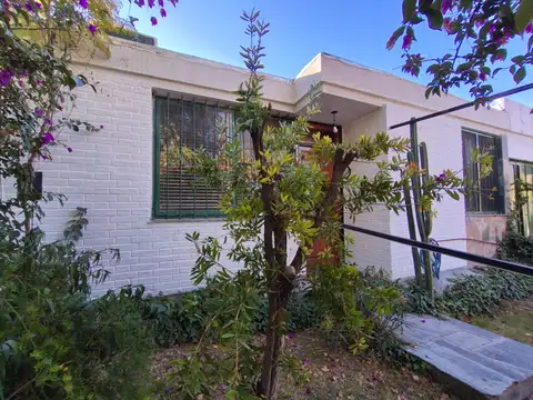Casa en Venta en Godoy Cruz, USD 75.000