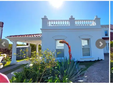 Casa en Alquiler con 3 cocheras