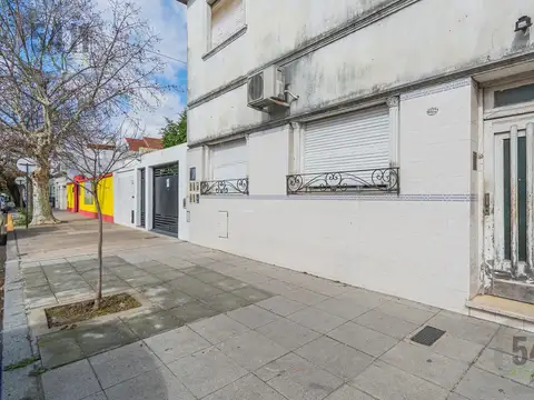 Venta PH 4 ambientes a refaccionar con terraza y gran potencial – Terrada 4300, Villa Pueyrredón