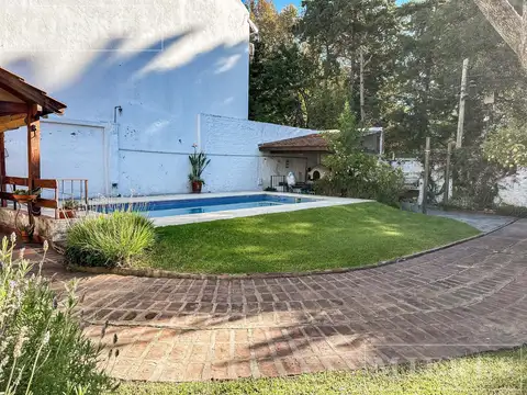 Casa 4 ambientes con 3 baños