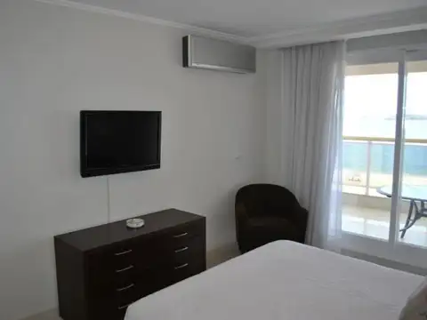 Departamento en Alquiler en Punta del Este, USD 18.500