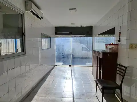Alquiler en Munro – 560 m² versátiles, apto múltiples usos
