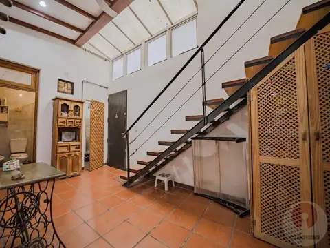 Depto Tipo Casa en Venta 40 años