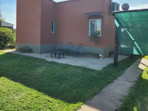 CASA QUINTA CON PARQUIZADO EN LAGOS DEL LEYES