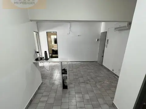 Departamento en Alquiler en Villa Luzuriaga, $ 550.000