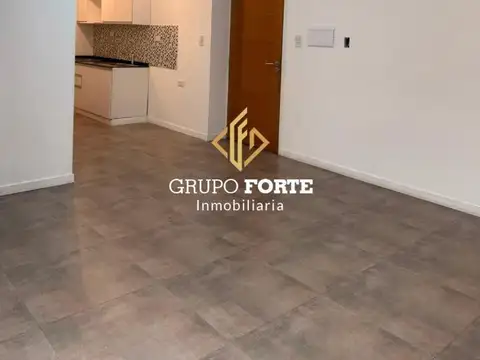 Lisandro De La Torre 200