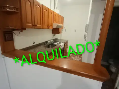 DEPARTAMENTO TIPO CASA INTERNO