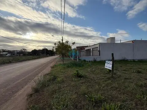 Terreno en Venta en Colonia Caroya, USD 45.000