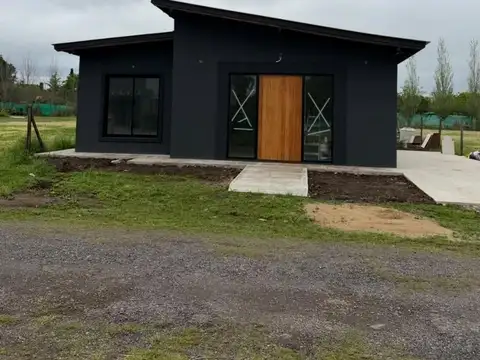 CASA EN ALQUILER EN BARRIO CERRADO