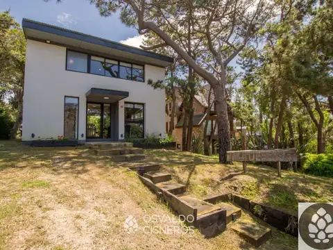 José León Suarez 100