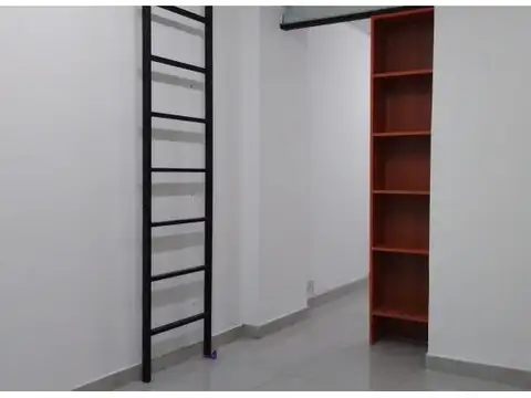 Oficina en Alquiler en Centro, $ 230.000