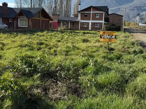 TERRENO  EN EL HOYO  RUTA 40