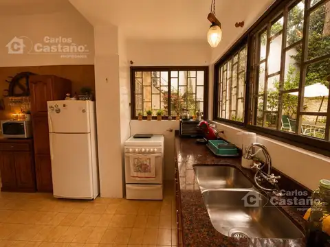 Depto Tipo Casa en Venta en Vicente López, USD 270.000