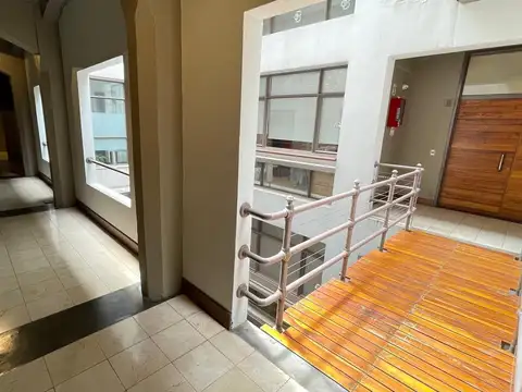 Oficina en Venta con 1 cochera