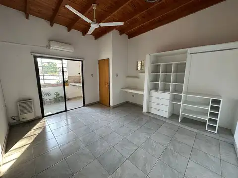 Calle 3 entre 524 y 525 700