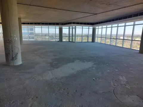 Oficina corporativa de 560 metros ingreso inmediato.