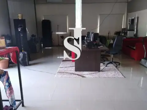 Quinta en Venta con 4 cocheras