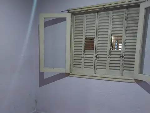 Depto Tipo Casa en Alquiler 40 años