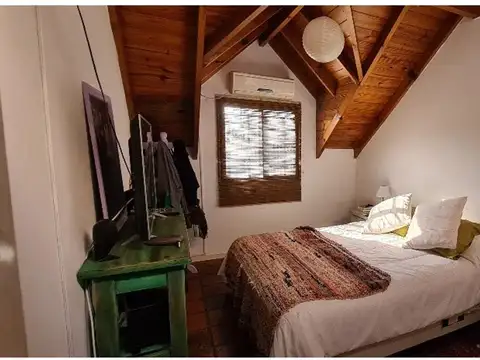 VENTA HERMOSO DUPLEX 4 AMBIENTES CON ENTRADA DE COCHE, CHILA