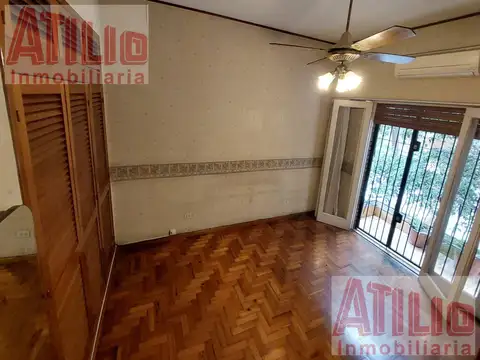 Depto Tipo Casa en Venta 40 años