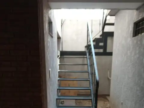 Remedios Escalada 700, Piso 1°