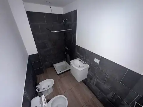 Maestro Angel D'elia 2100, Piso 1