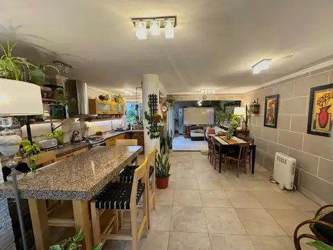 Venta casa 5 amb Parque Chas cochera patio terraza