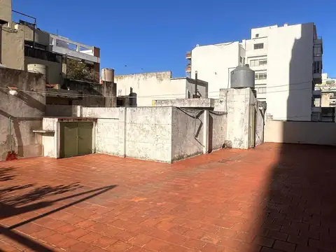Depto Tipo Casa en Venta 60 años