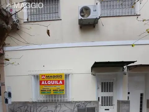Casa en alquiler para uso comercial - Ramos Mejia Sur
