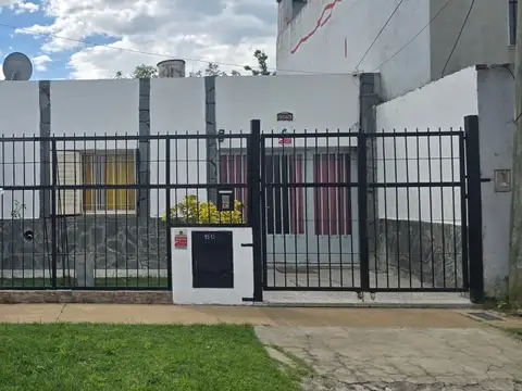 Casa en venta en Ringuelet