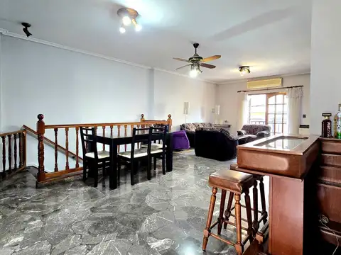 Depto Tipo Casa en Venta en General San Martín, USD 169.000