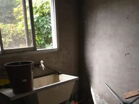 Depto Tipo Casa 3 ambientes con 1 baño