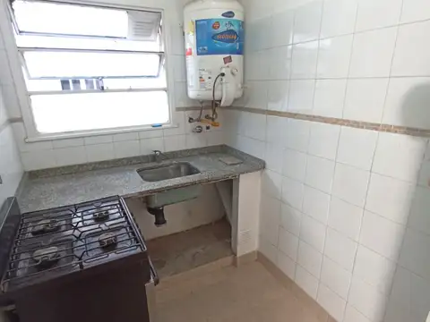 Tres Arroyos 800, Piso 7