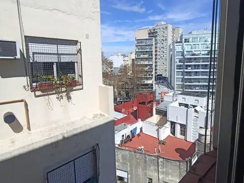 Departamento en Alquiler en Caballito, $ 800.000