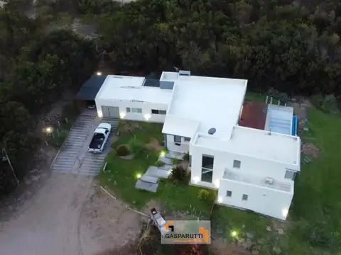 Costa Esmeralda, Pinamar