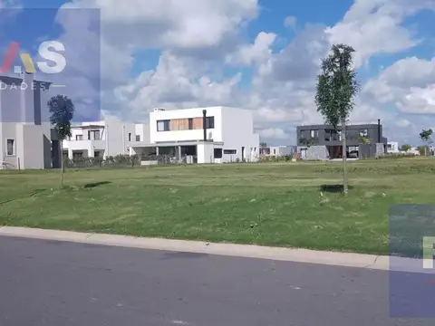 Terreno en Venta 31  mts Fondo