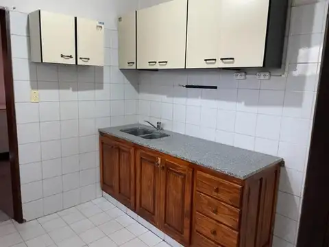 Casa en Alquiler al Este