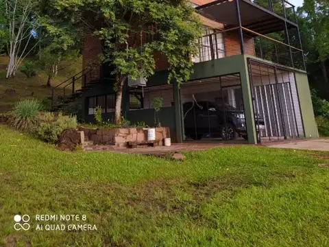 Terreno con casa en Cueva del Teyú
