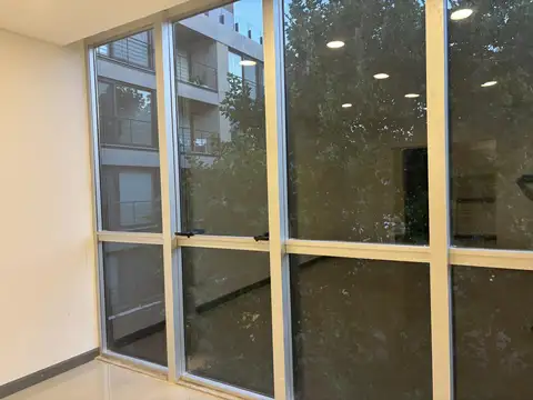 Oficina en Venta  y alquiler en Agora III, 46 Plaza, Pilar