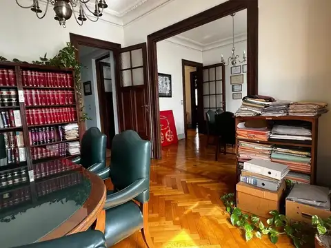 Departamento en Venta 130 años